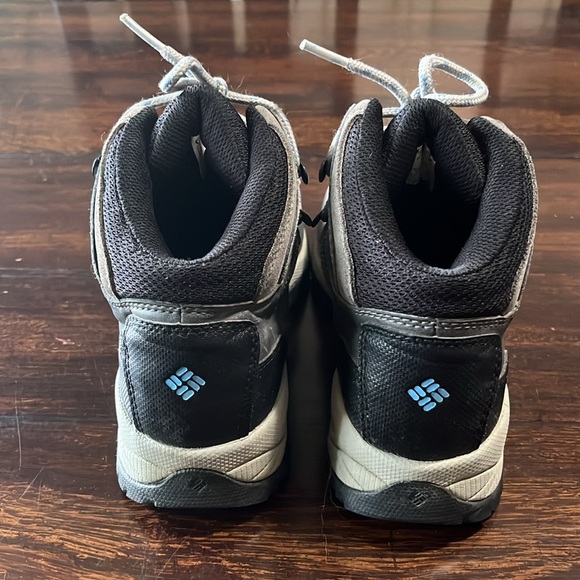 Columbia gray hiking boots - Picture 4 of 8